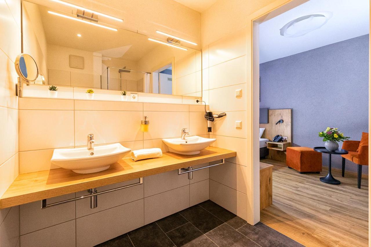 Hotel La Mirabelle Close To Europa Park ラインハウゼン エクステリア 写真